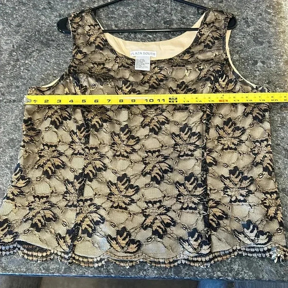 PLAZA SOUTH VINTAGE LACE TOP SIZE 14 GOLD POLYESTER LINING THAILAND MADE  FANCY - Picture 5 of 8